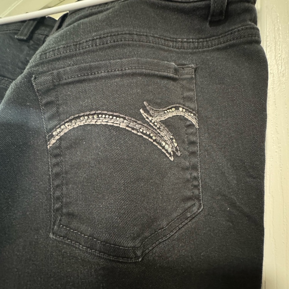 Women's Black Jeans with Embellished Pocket